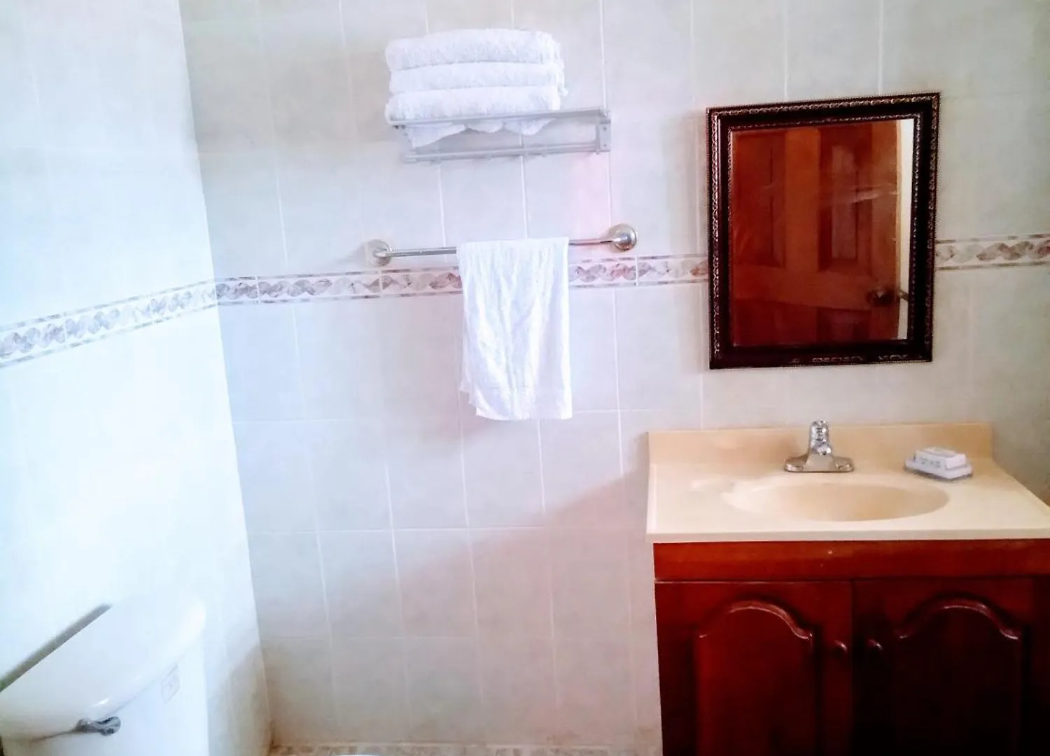 Comfort Rooms Content  0*, Content (Saint Mary) Τζαμάικα