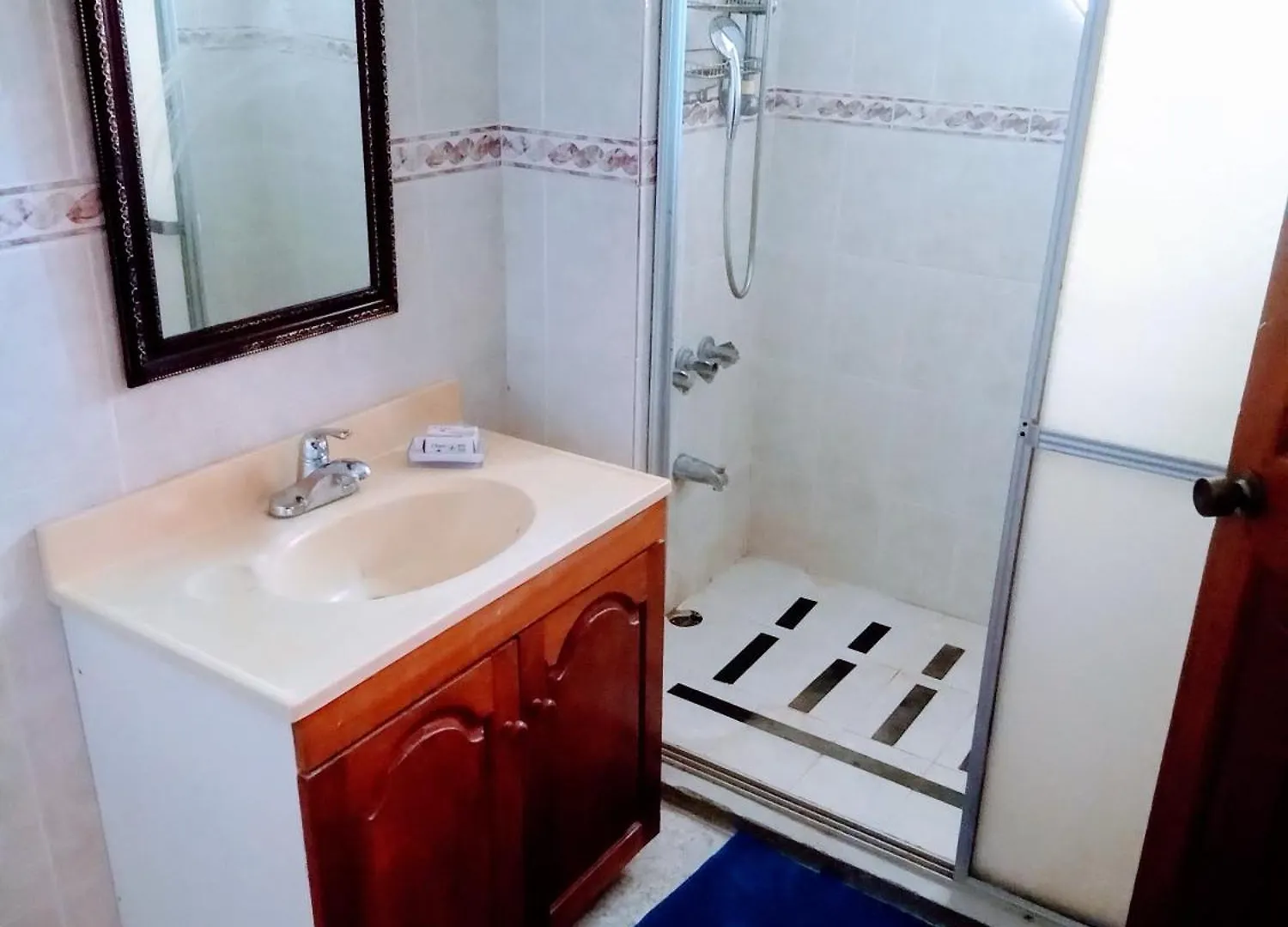 Πανσιόν Comfort Rooms Content
